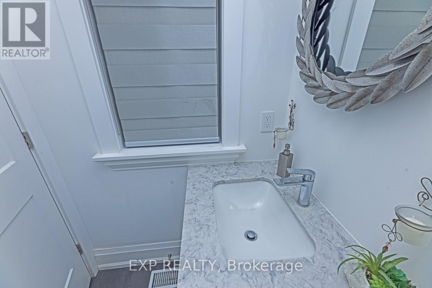 47 O'connor Drive, Toronto, Ontario  M4K 2K3 - Photo 16 - E12668420