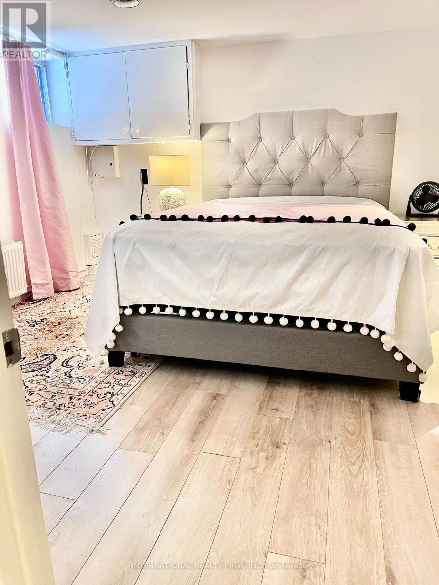 Lower Floor - 220 Rose Park Dr Drive, Toronto, Ontario  M4T 1R5 - Photo 7 - C12658482