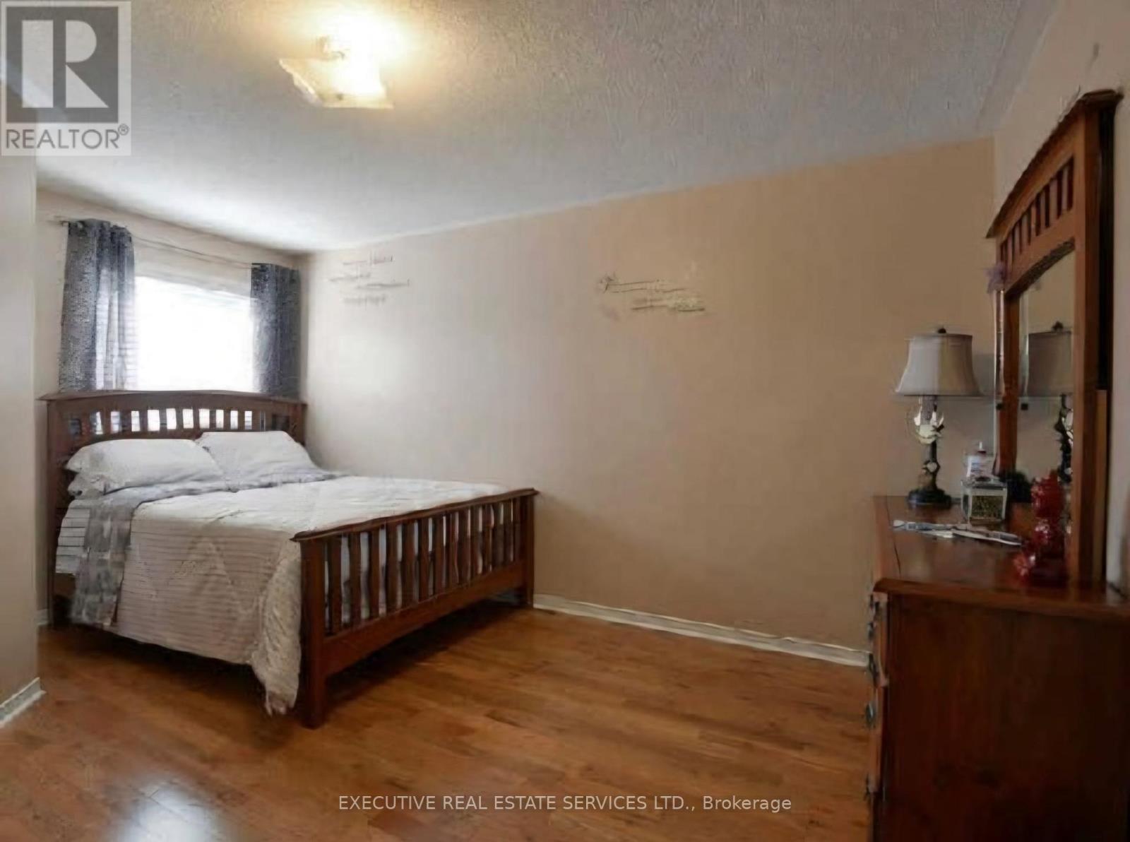 12 Albright Road, Brampton, Ontario  L6X 5C8 - Photo 11 - W12644726