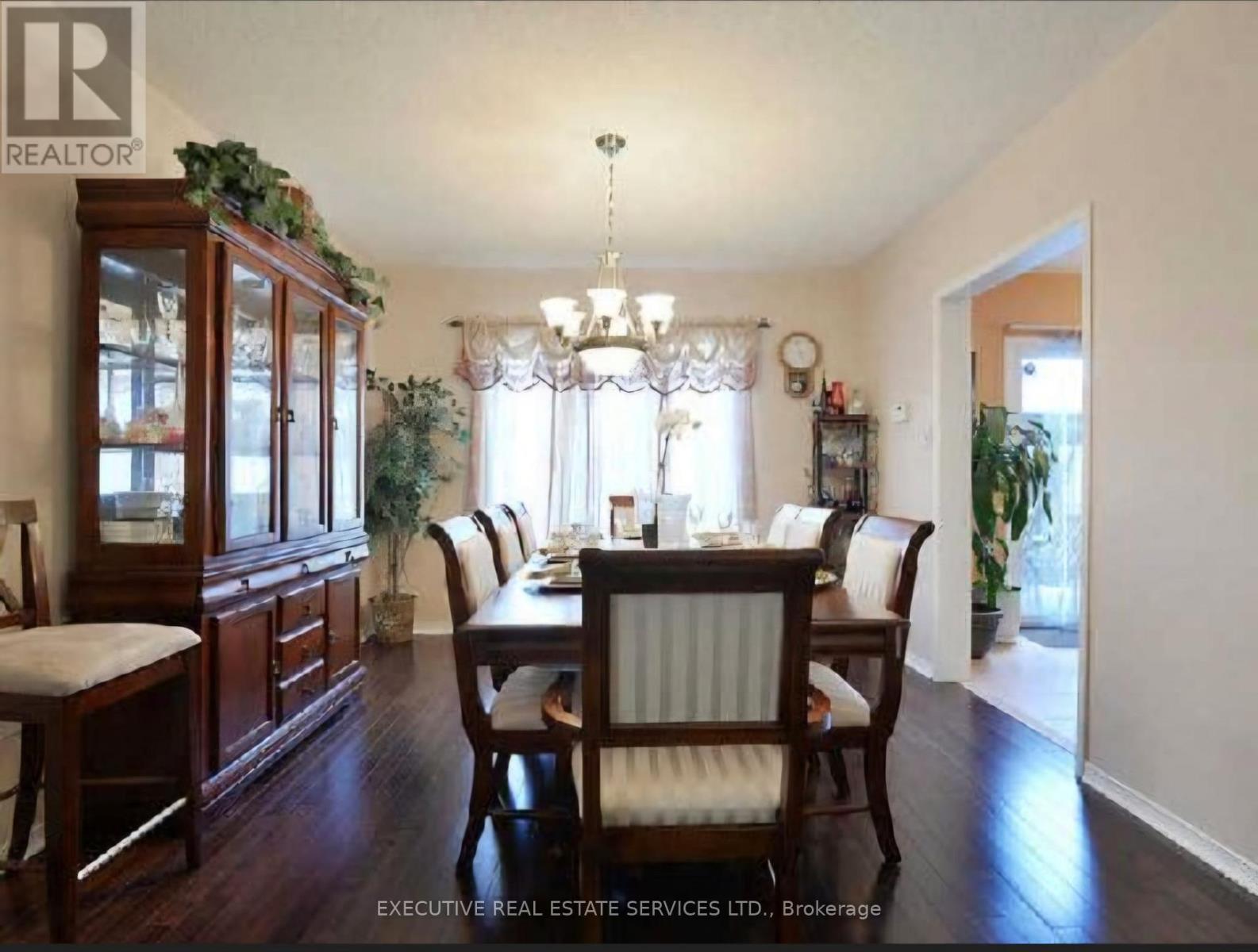 12 Albright Road, Brampton, Ontario  L6X 5C8 - Photo 8 - W12644726