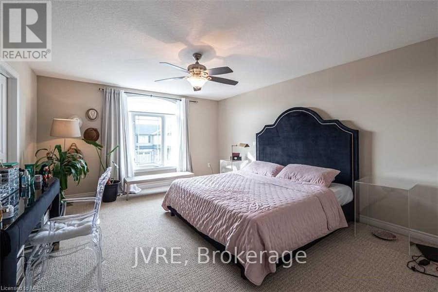 112 Westbank Trail, Hamilton, Ontario  L8J 0H3 - Photo 11 - X12552598