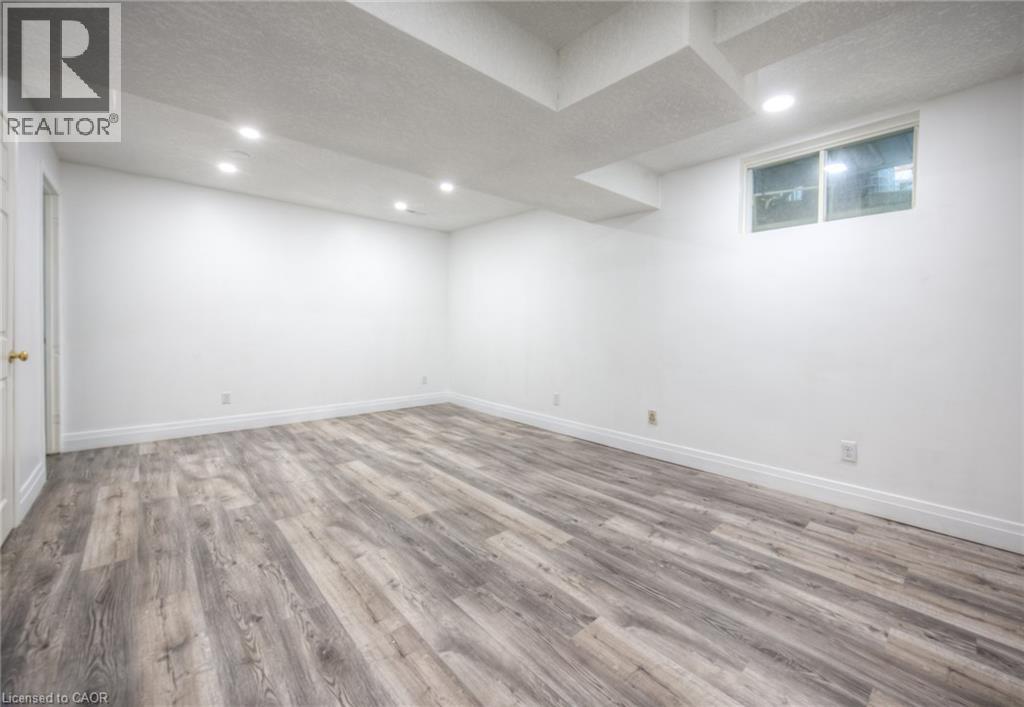 20 Bankside Drive, Kitchener, Ontario  N2N 3C9 - Photo 26 - 40795775