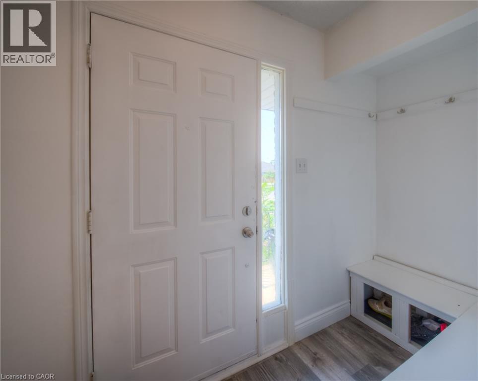 20 Bankside Drive, Kitchener, Ontario  N2N 3C9 - Photo 6 - 40795775