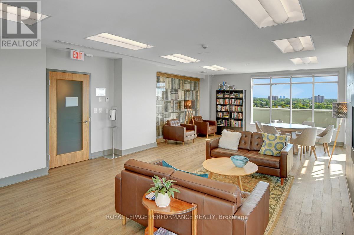 413 - 7 Marquette Avenue, Ottawa, Ontario  K1L 8A7 - Photo 23 - X12403240