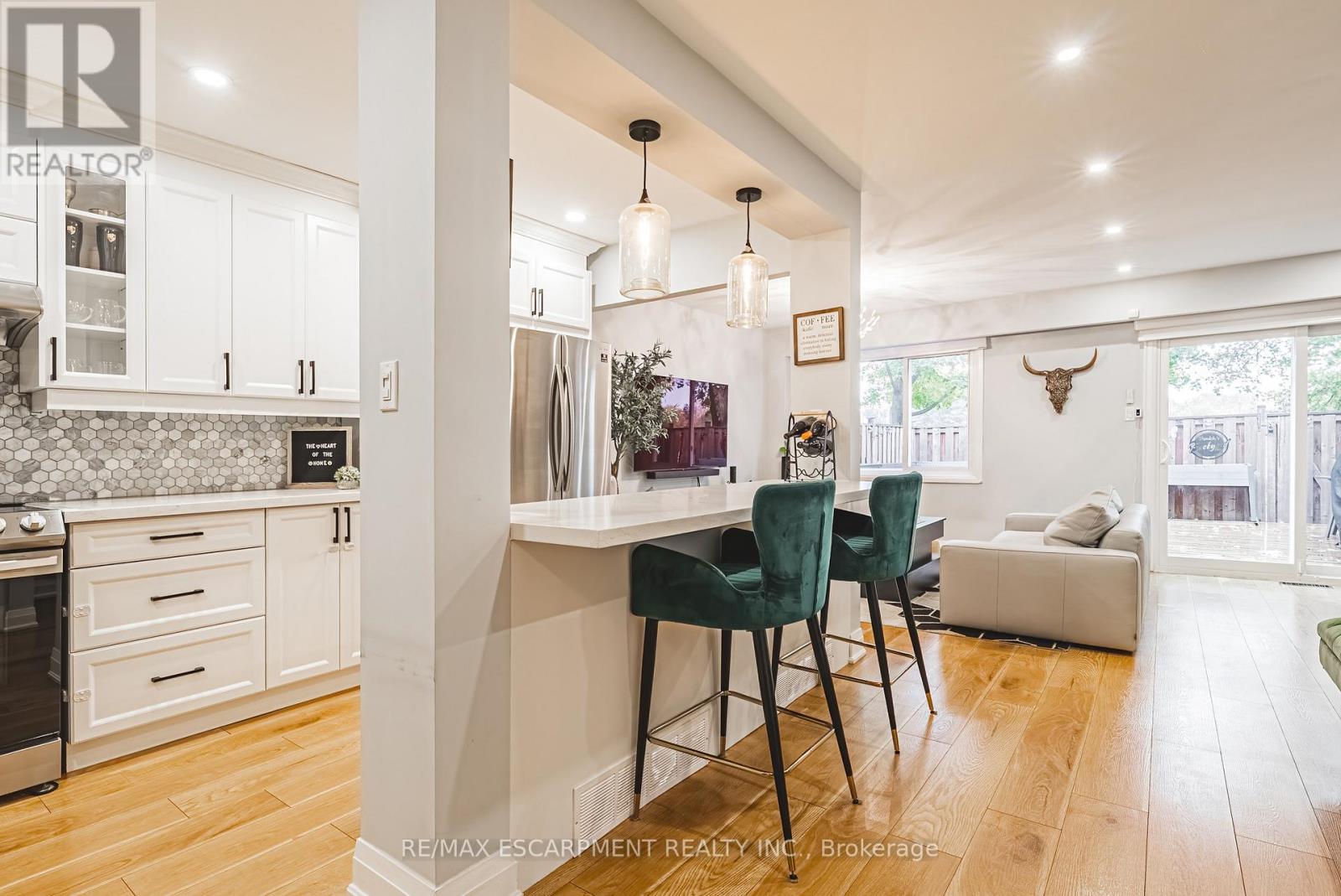 5 - 4201 Longmoor Drive, Burlington, Ontario  L7L 5J9 - Photo 6 - W12668328