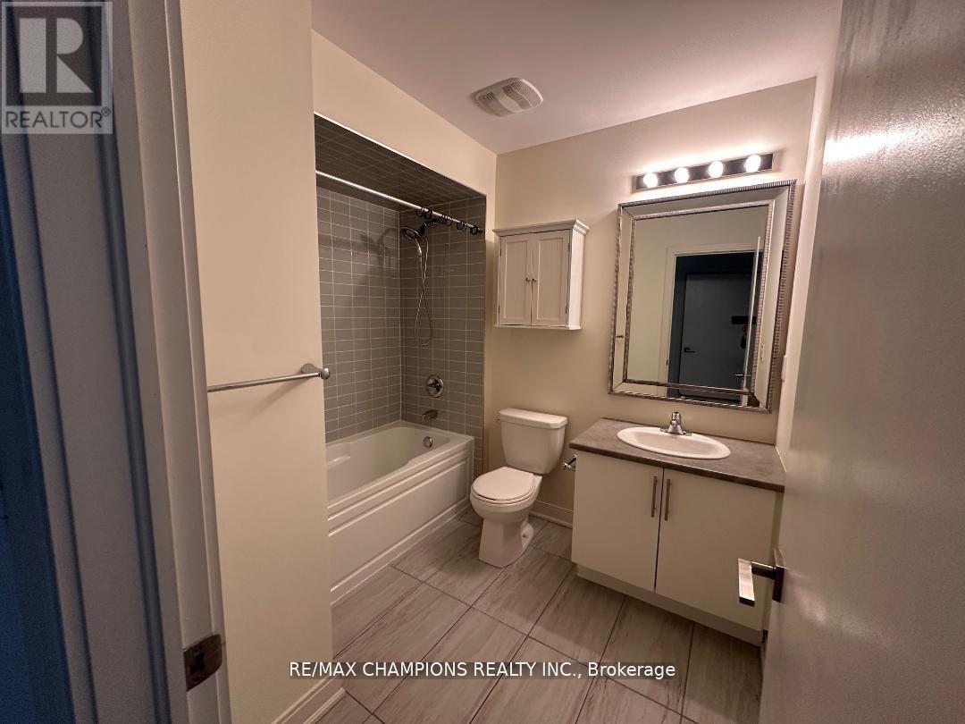 28 - 100 Dufay Road, Brampton, Ontario  L7A 4S3 - Photo 5 - W12668422