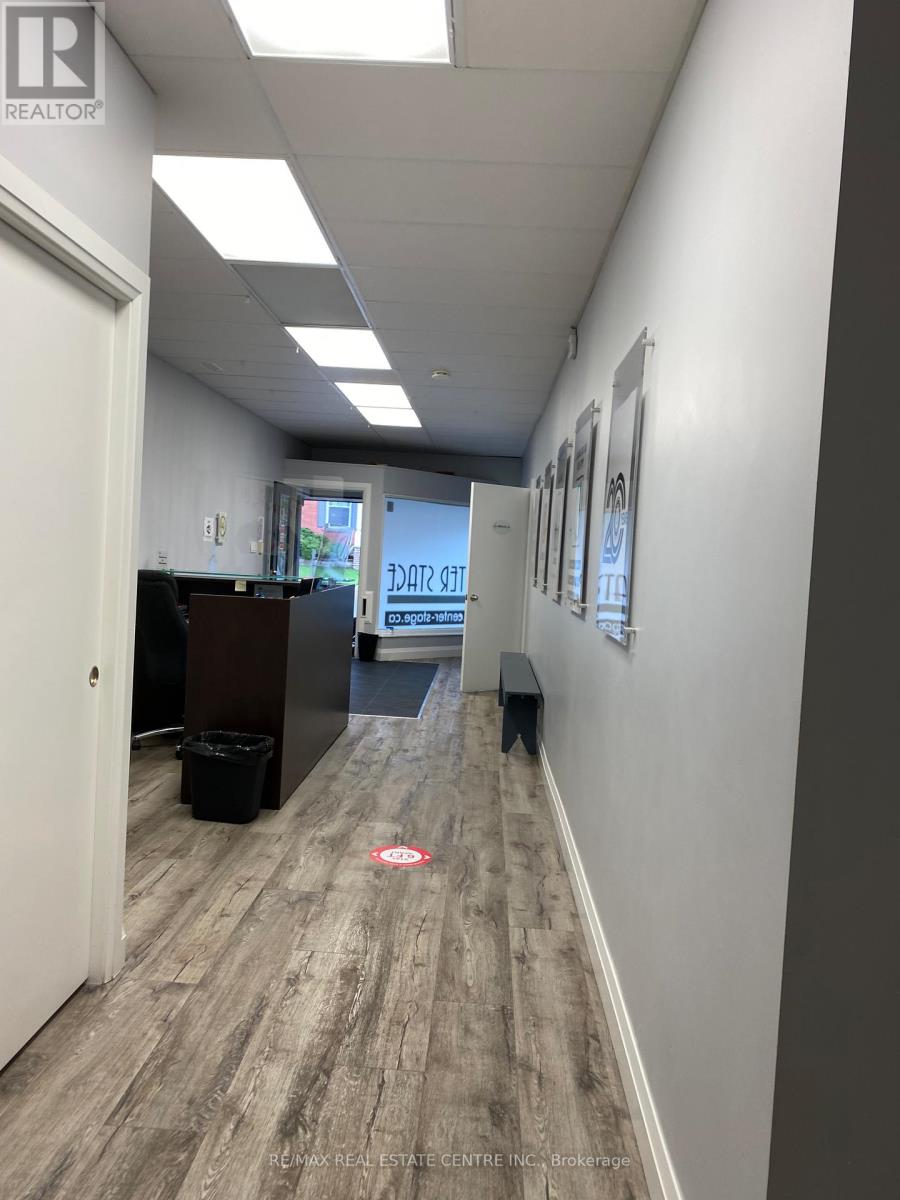 142 Mill Street, Halton Hills, Ontario  L7G 2C1 - Photo 6 - W12668428