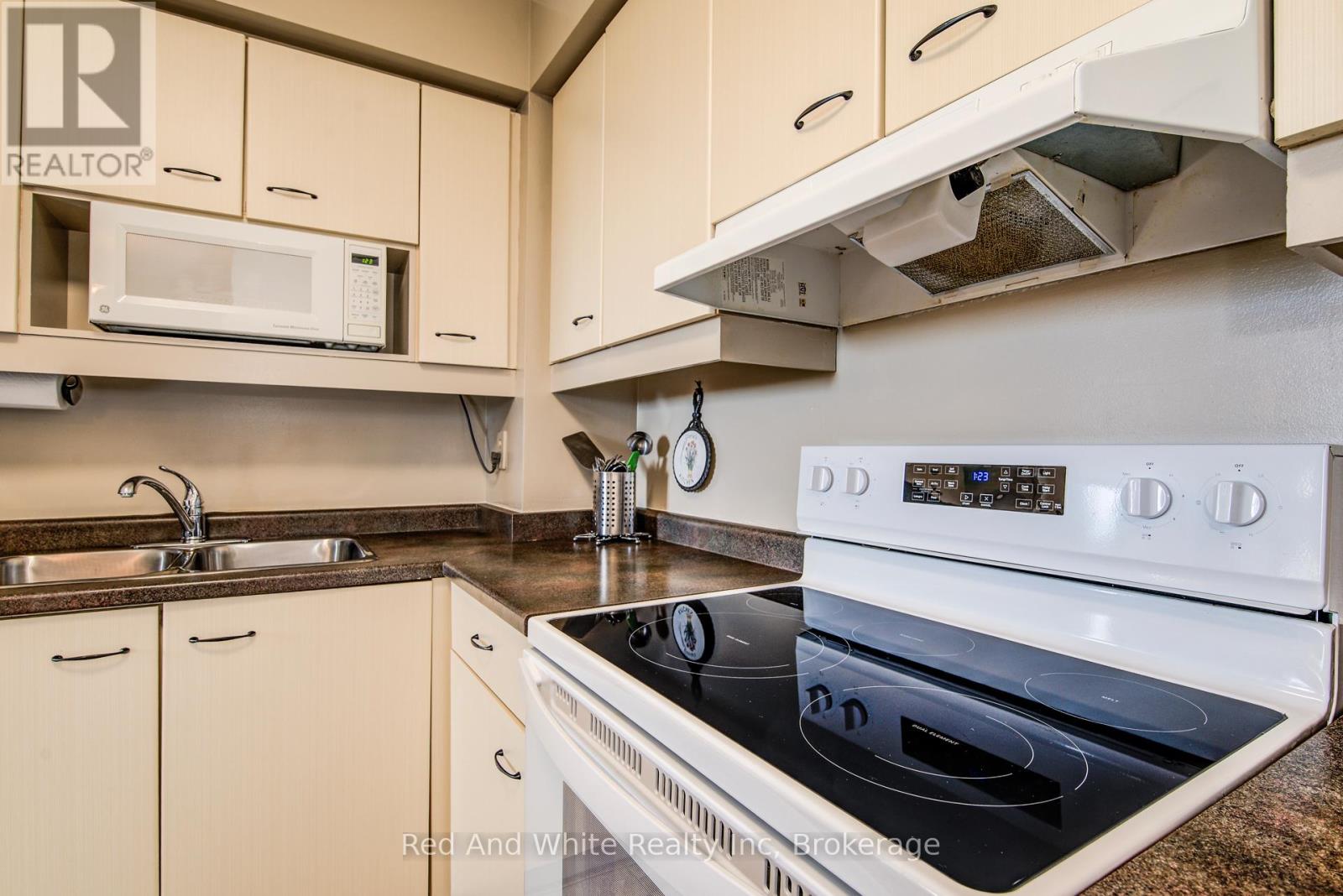 405 - 89 Westwood Road, Guelph, Ontario  N1H 7J6 - Photo 23 - X12446119