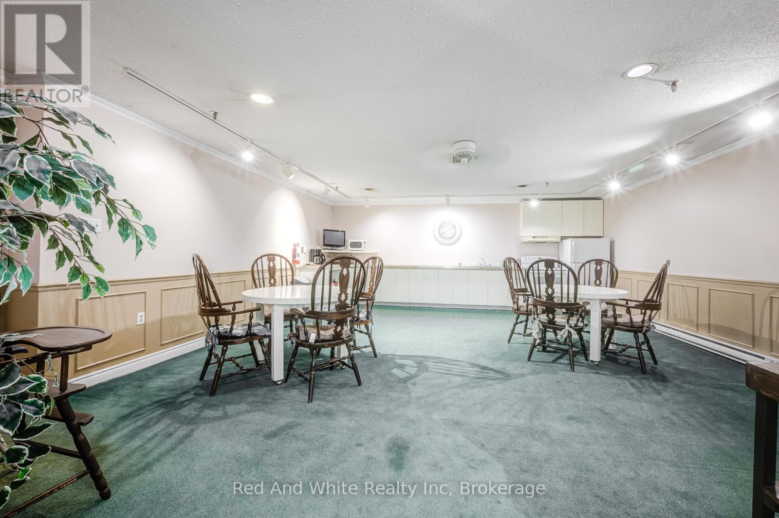 405 - 89 Westwood Road, Guelph, Ontario  N1H 7J6 - Photo 44 - X12446119