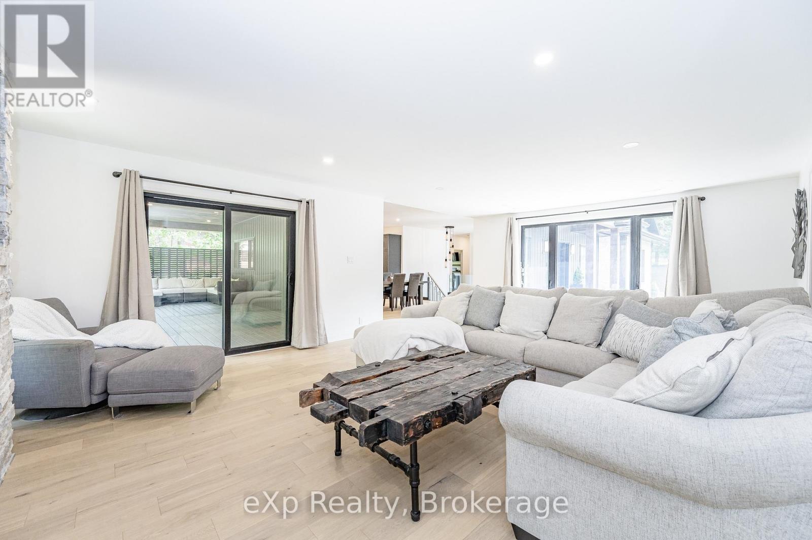 442 South River Road, Centre Wellington, Ontario  N0B 1S0 - Photo 12 - X12533940