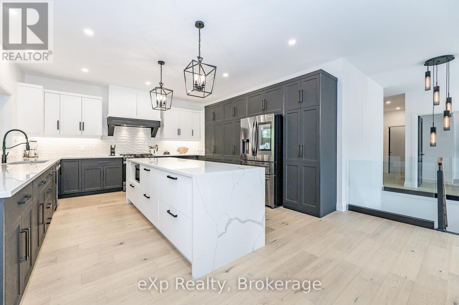 442 South River Road, Centre Wellington, Ontario  N0B 1S0 - Photo 15 - X12533940