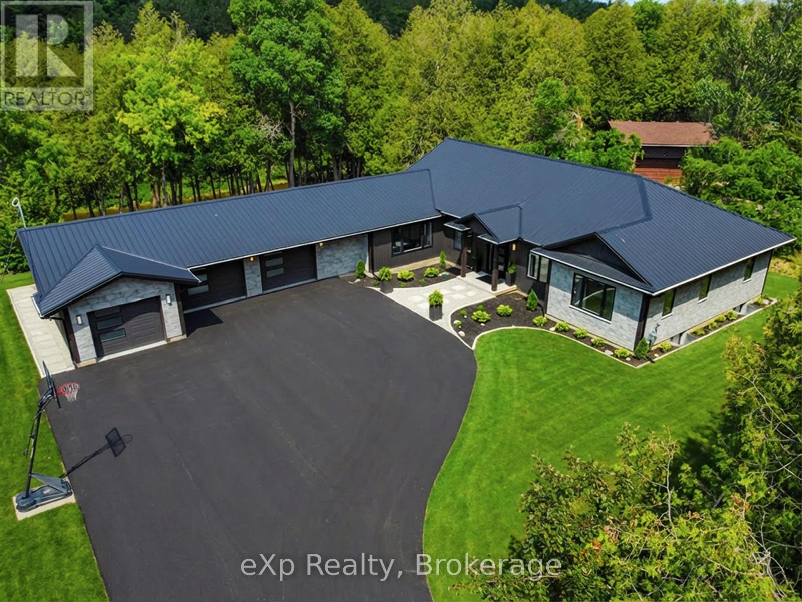 442 SOUTH RIVER ROAD, Centre Wellington, Ontario