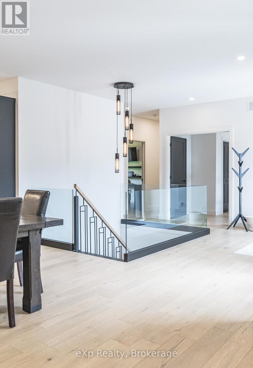 442 South River Road, Centre Wellington, Ontario  N0B 1S0 - Photo 27 - X12533940