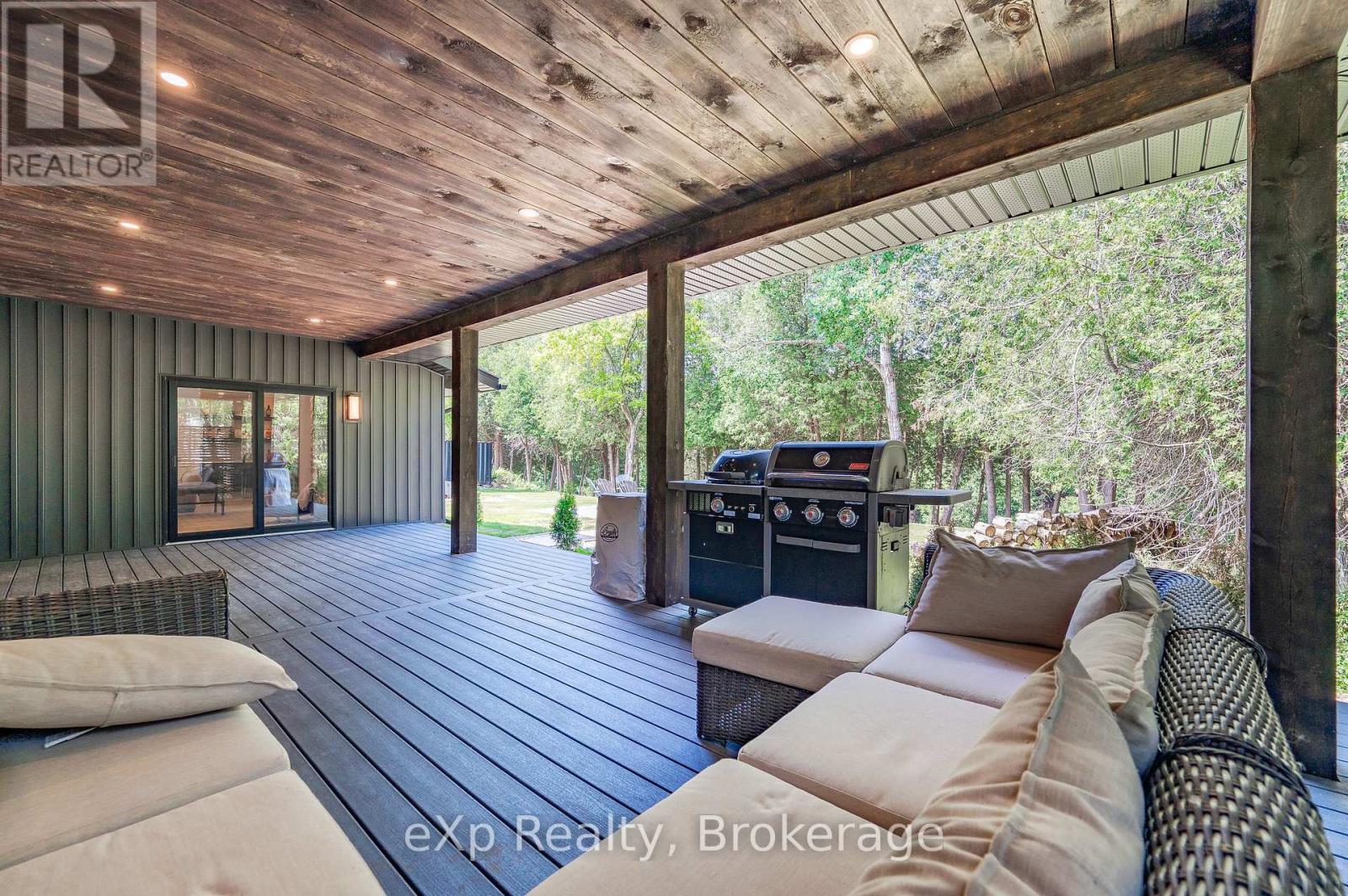 442 South River Road, Centre Wellington, Ontario  N0B 1S0 - Photo 39 - X12533940