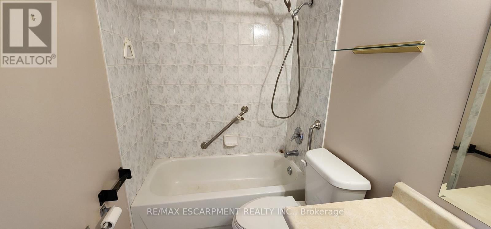 102 - 19 Lake Avenue S, Hamilton, Ontario  L8G 2V1 - Photo 14 - X12668324