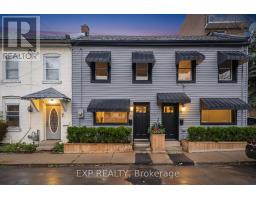 9 FORD STREET, Hamilton, Ontario