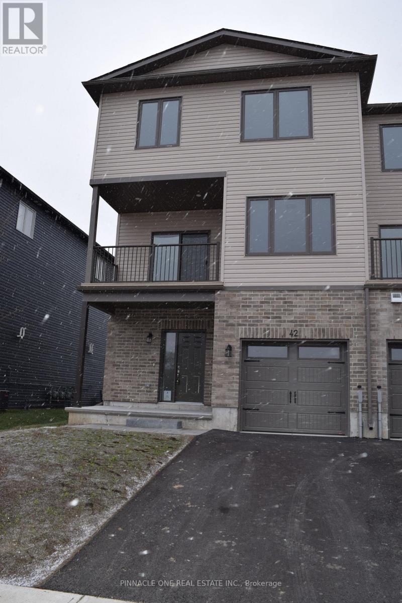 42 EVANS STREET, Prince Edward County, Ontario