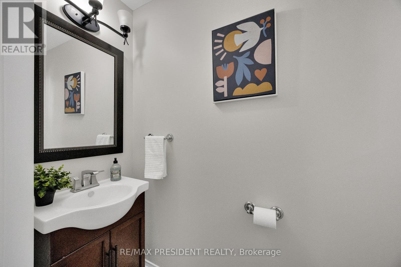 1843 Bloom Crescent, London North, Ontario  N5X 4N2 - Photo 5 - X12668382