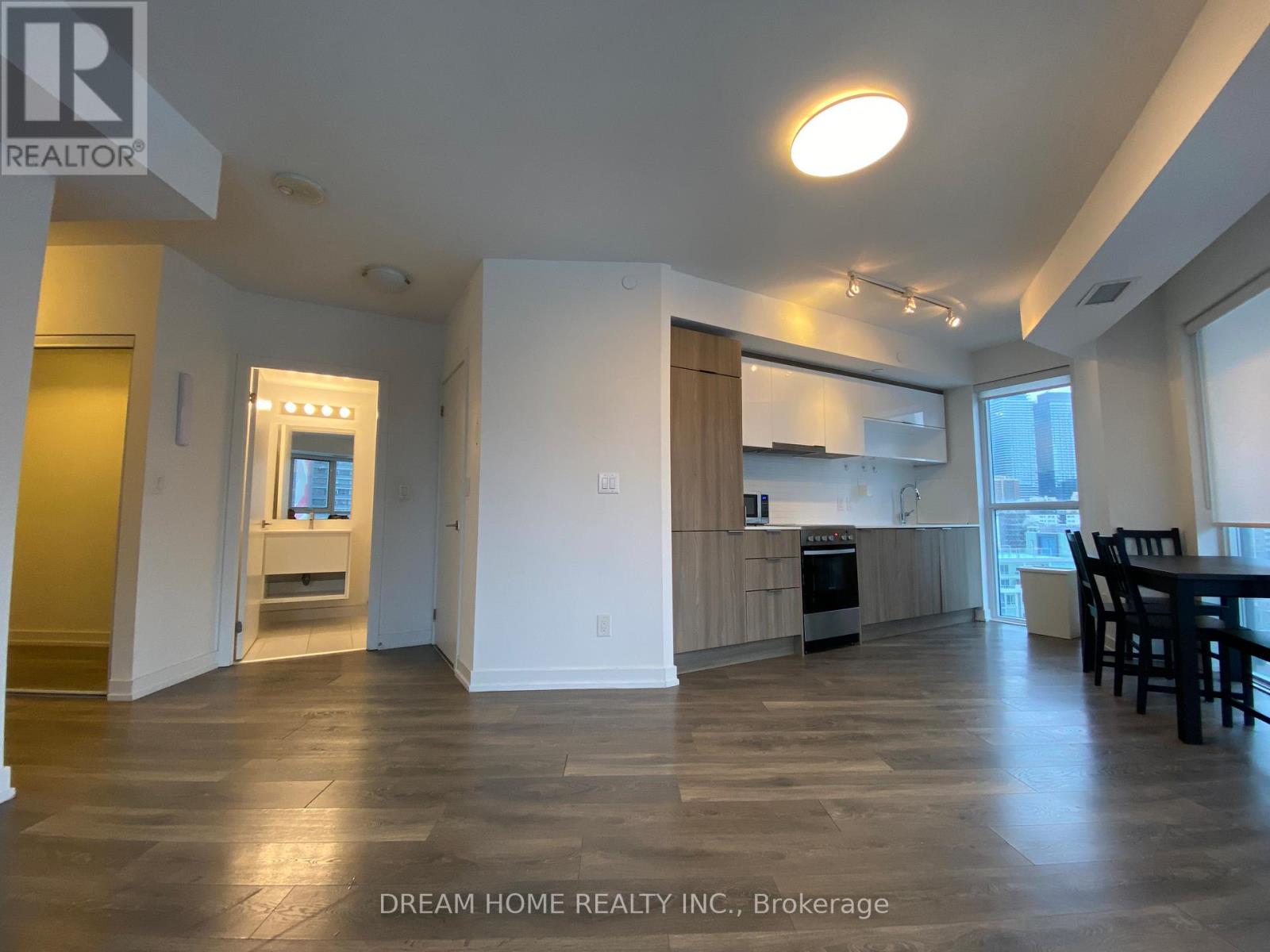 1003 - 159 Wellesley Street E, Toronto, Ontario  M4Y 1J2 - Photo 5 - C12668366