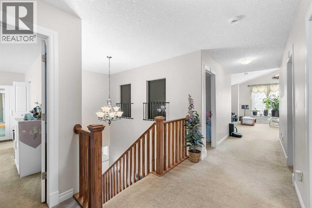 107 Panatella Close Nw, Calgary, Alberta  T3K 6C6 - Photo 18 - A2277383