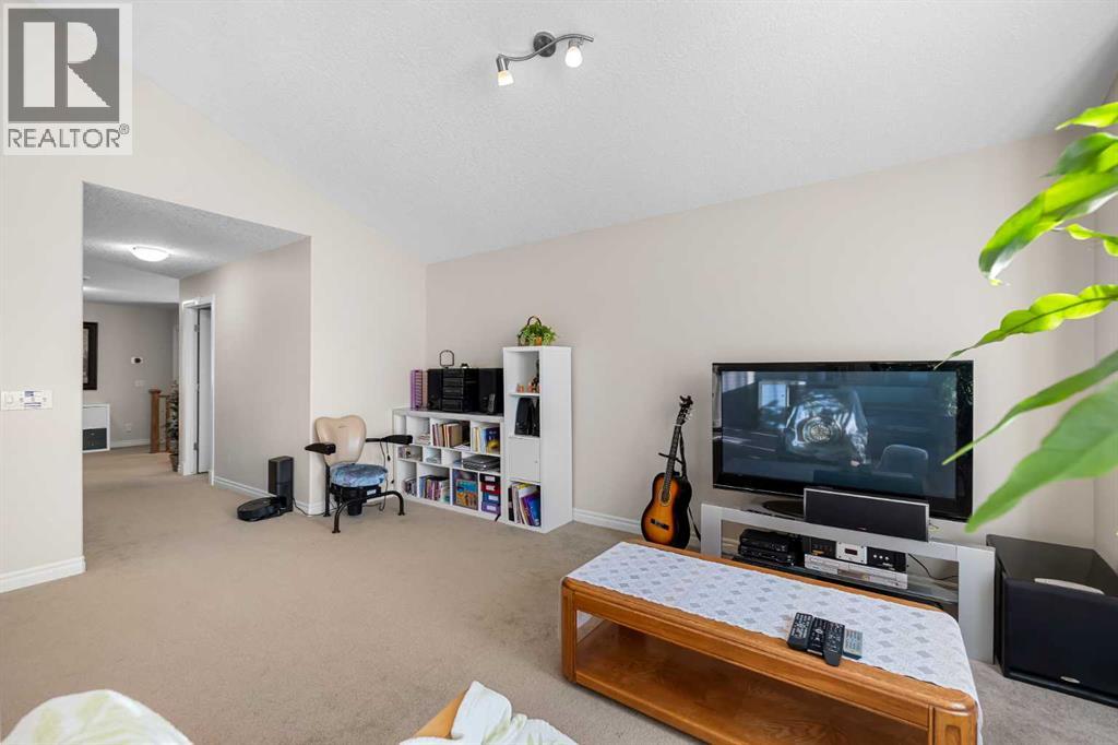 107 Panatella Close Nw, Calgary, Alberta  T3K 6C6 - Photo 21 - A2277383