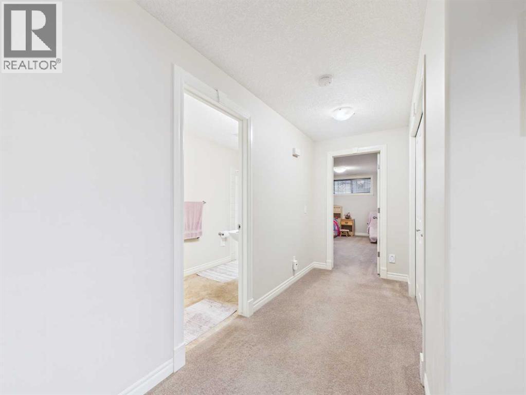 107 Panatella Close Nw, Calgary, Alberta  T3K 6C6 - Photo 33 - A2277383
