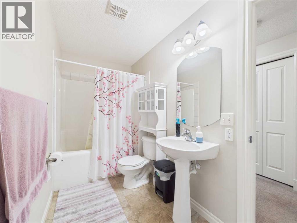 107 Panatella Close Nw, Calgary, Alberta  T3K 6C6 - Photo 34 - A2277383