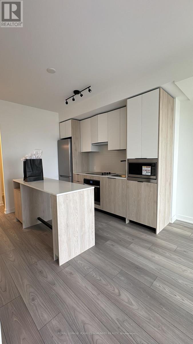 703 - 1007 The Queensway, Toronto, Ontario  M8Z 0H4 - Photo 2 - W12658564