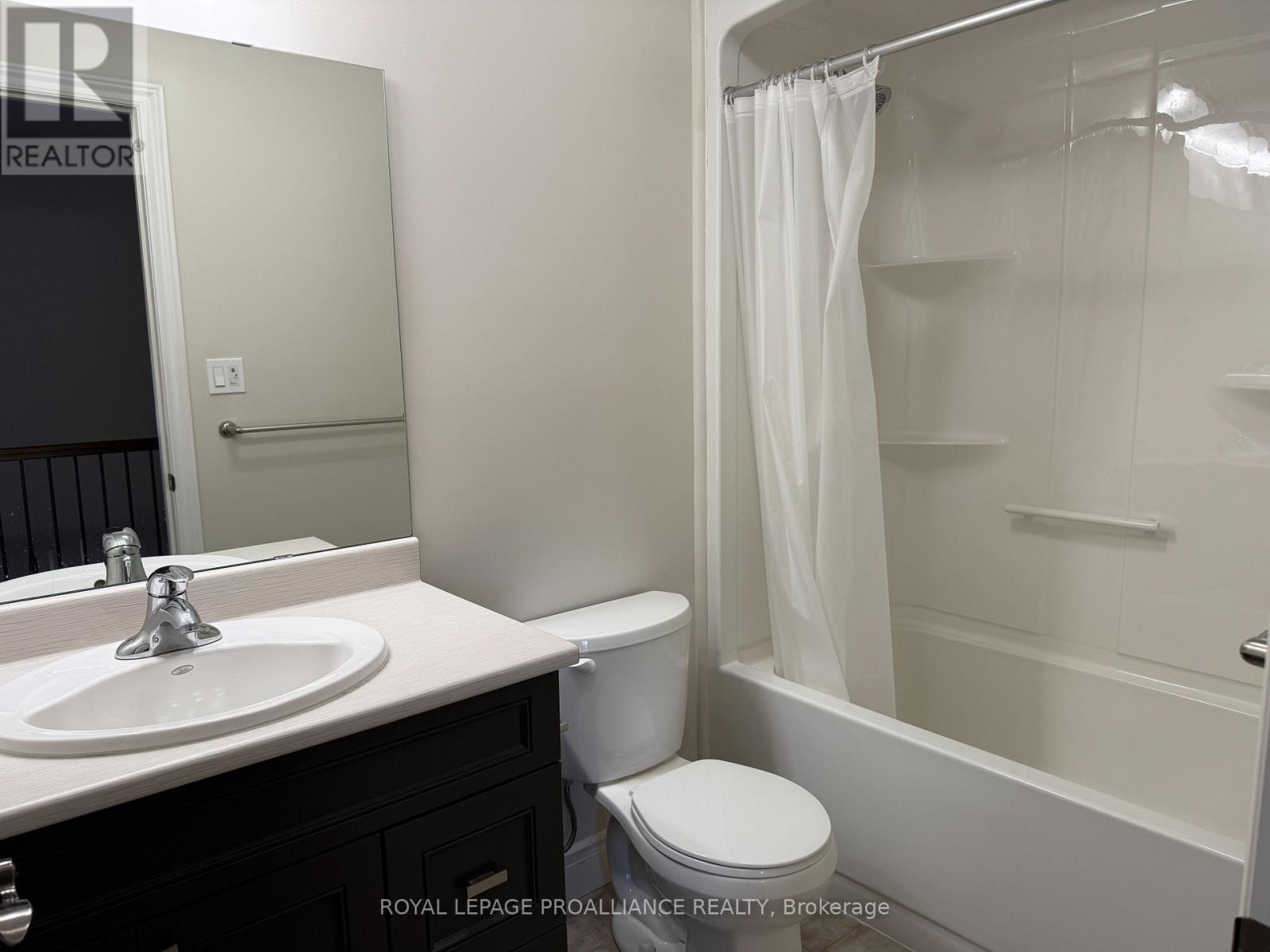 28 Primrose Crescent, Belleville, Ontario  K8N 4Z5 - Photo 10 - X12668506