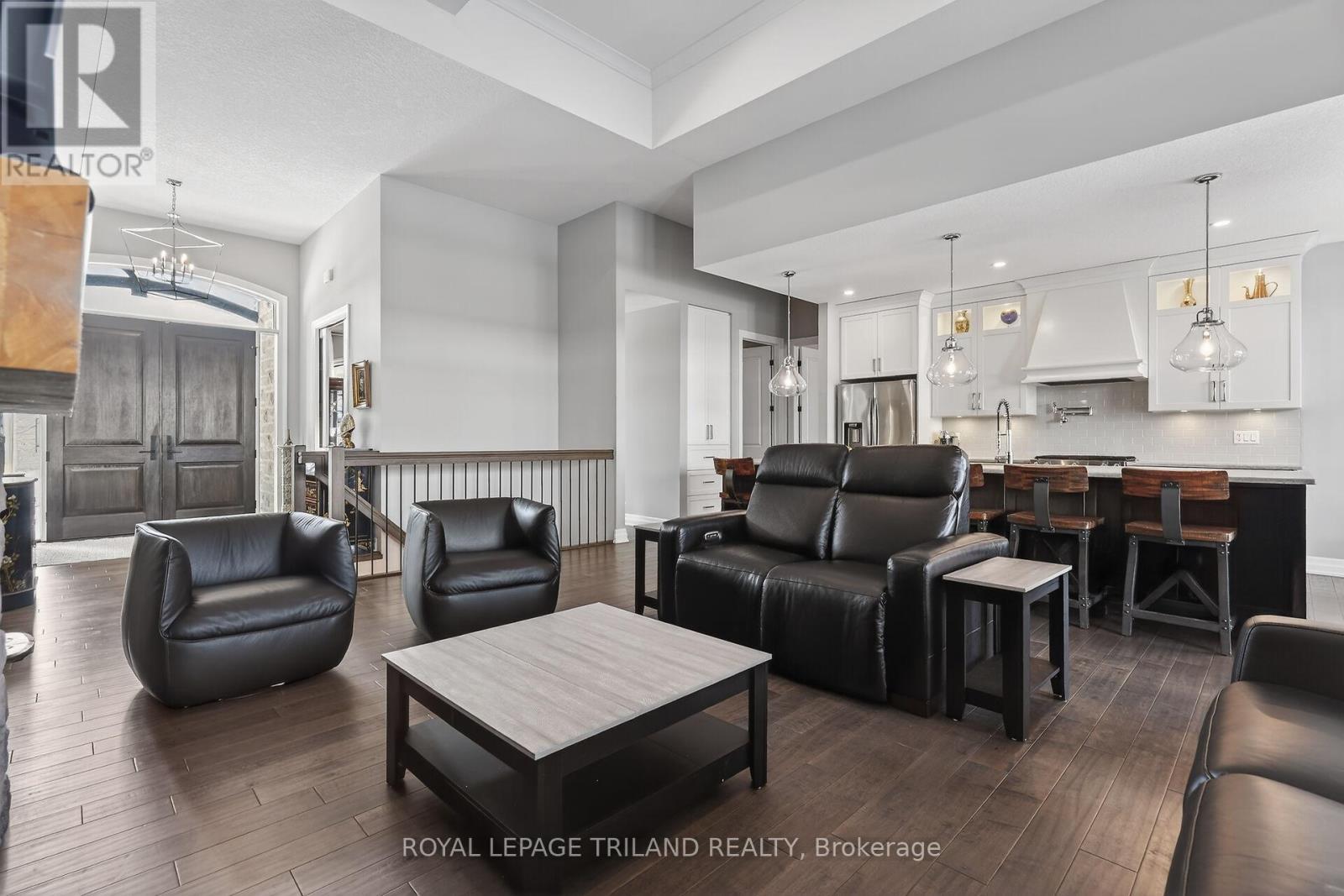 218 - 9861 Glendon Drive, Middlesex Centre, Ontario  N0L 1R0 - Photo 11 - X12668692