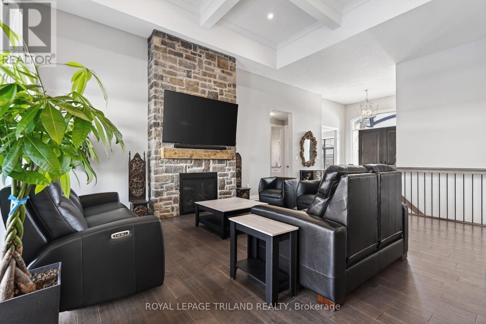 218 - 9861 Glendon Drive, Middlesex Centre, Ontario  N0L 1R0 - Photo 8 - X12668692