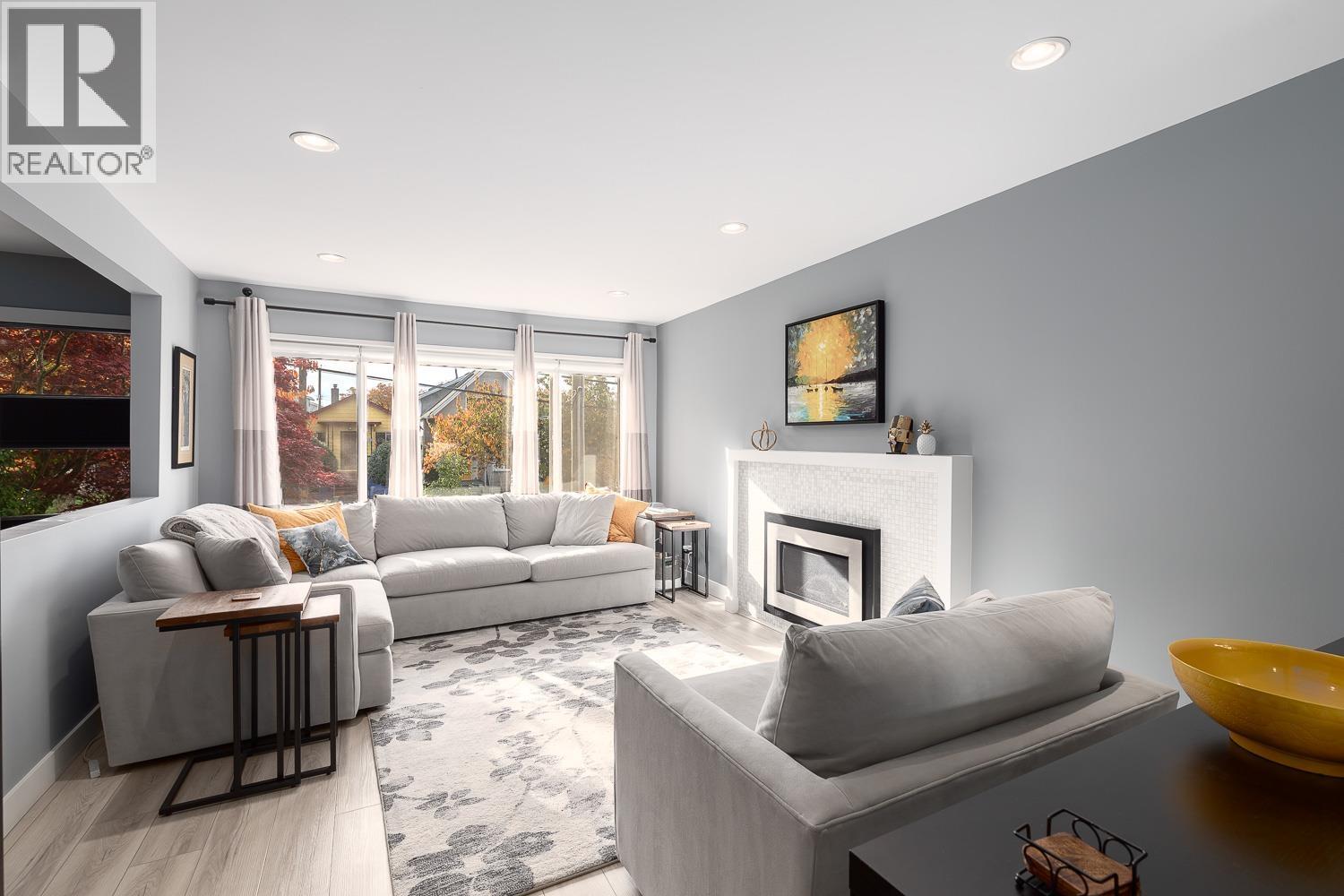 2023 Charles Street, Vancouver, British Columbia  V5L 2V1 - Photo 6 - R3075942