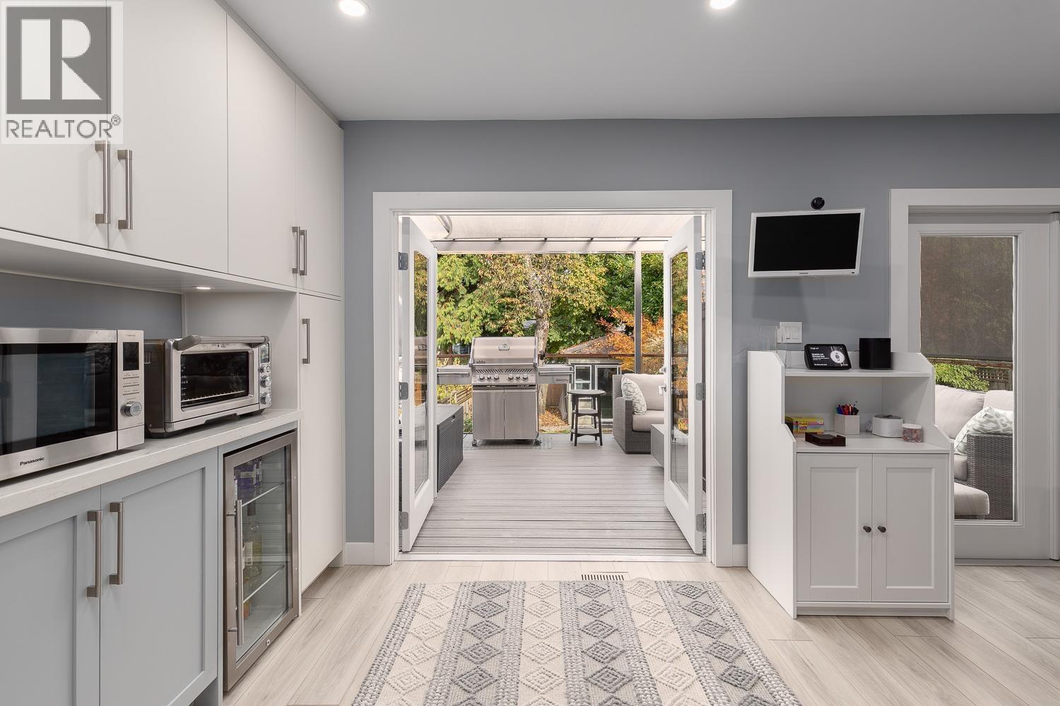 2023 Charles Street, Vancouver, British Columbia  V5L 2V1 - Photo 19 - R3075942