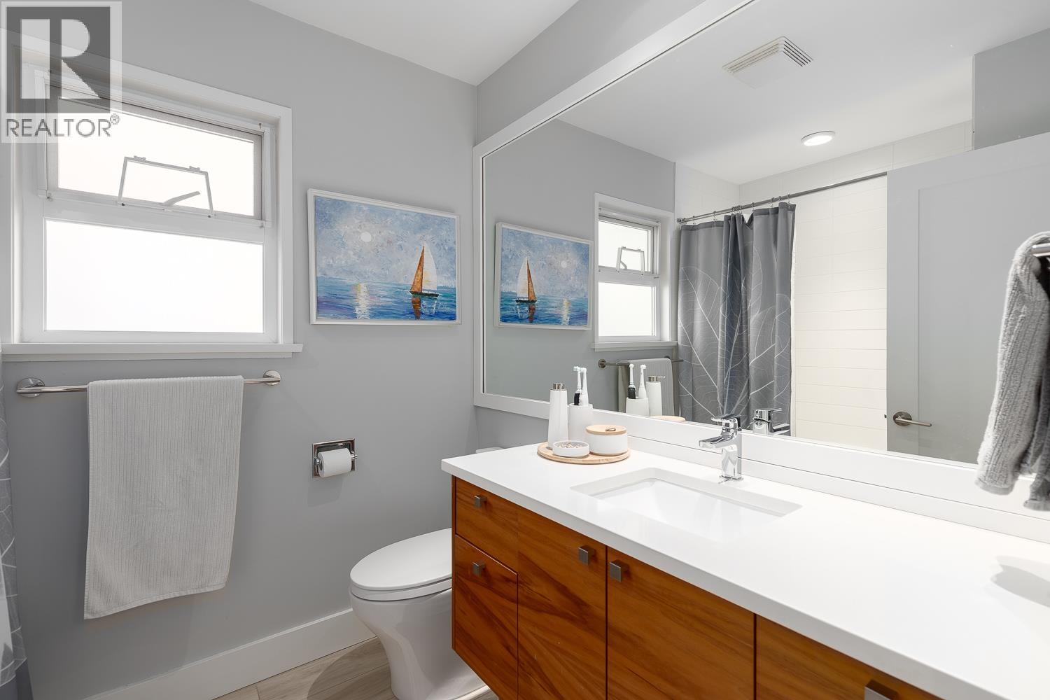 2023 Charles Street, Vancouver, British Columbia  V5L 2V1 - Photo 13 - R3075942