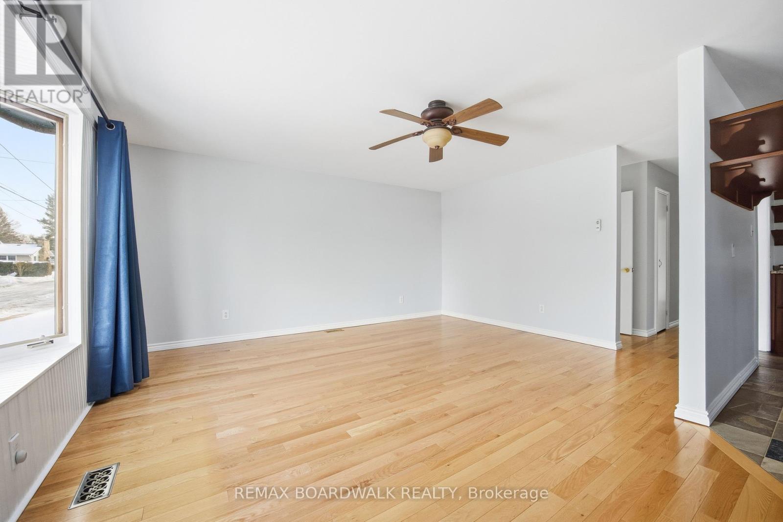 12 Prince Street, Carleton Place, Ontario  K7C 2M4 - Photo 6 - X12668546