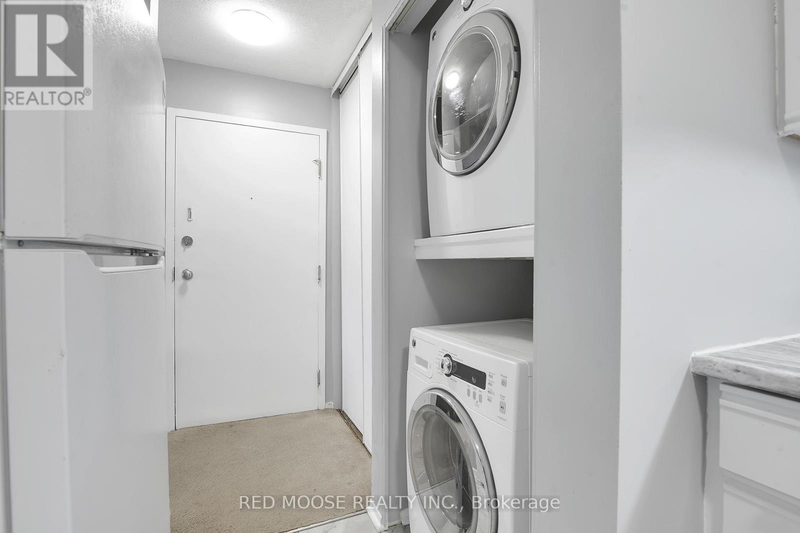 415 - 216 Viewmount Drive, Ottawa, Ontario K2E 7X4 - Photo 20 - X12668656