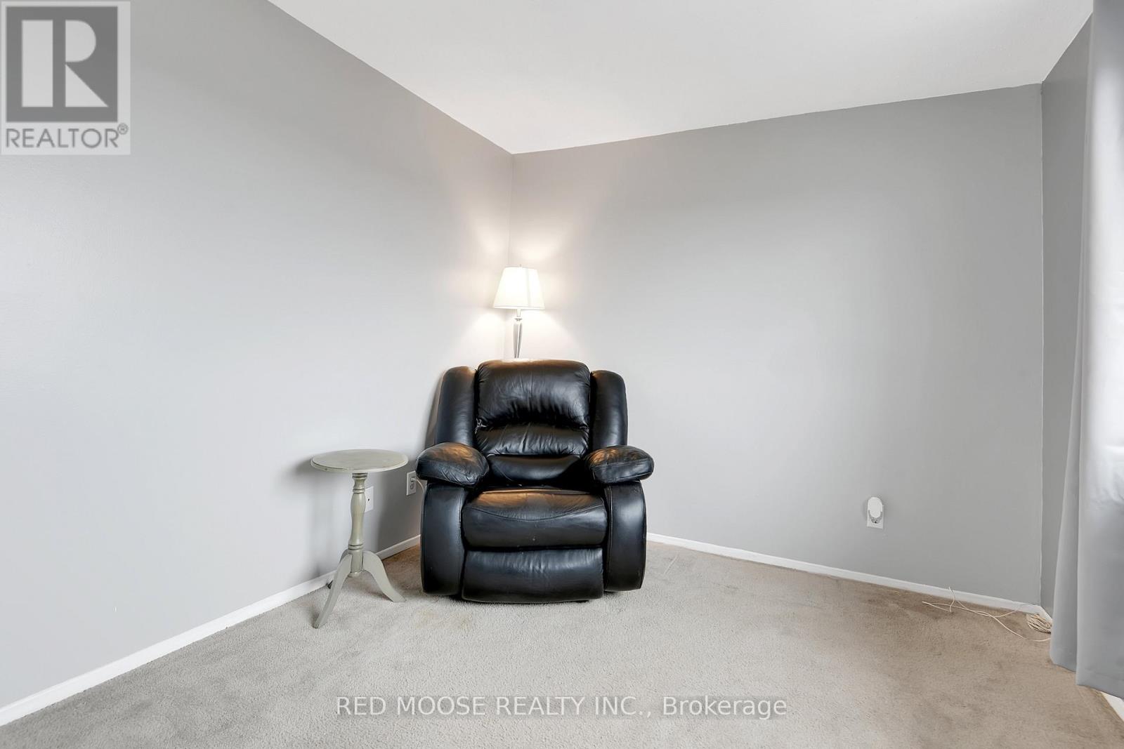 415 - 216 Viewmount Drive, Ottawa, Ontario K2E 7X4 - Photo 25 - X12668656