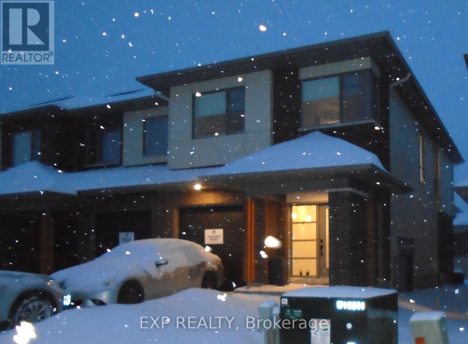 687 HONEYDEW STREET, Ottawa, Ontario