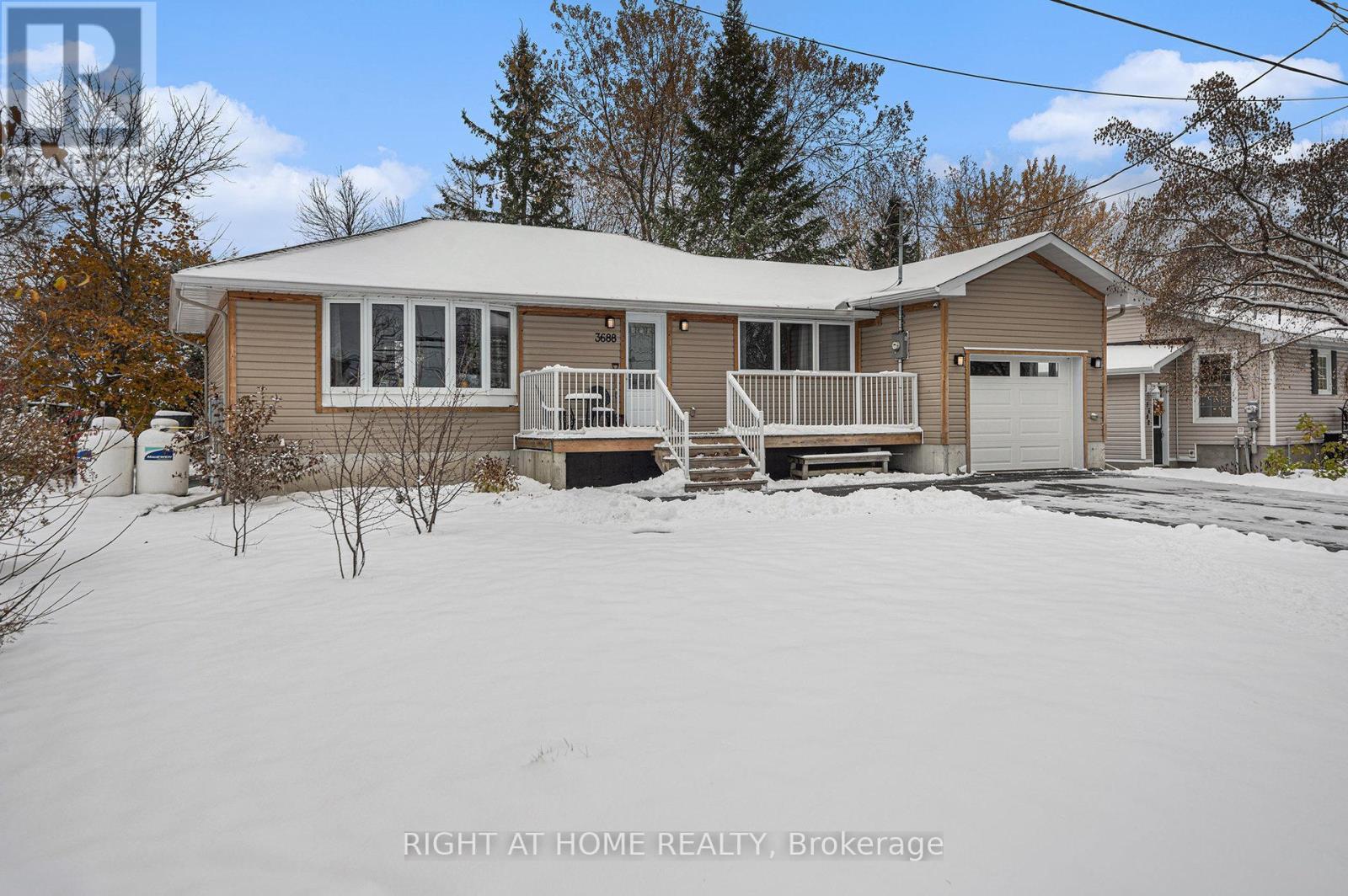 3688 Principale Street, Alfred And Plantagenet, Ontario  K0A 3K0 - Photo 4 - X12668676