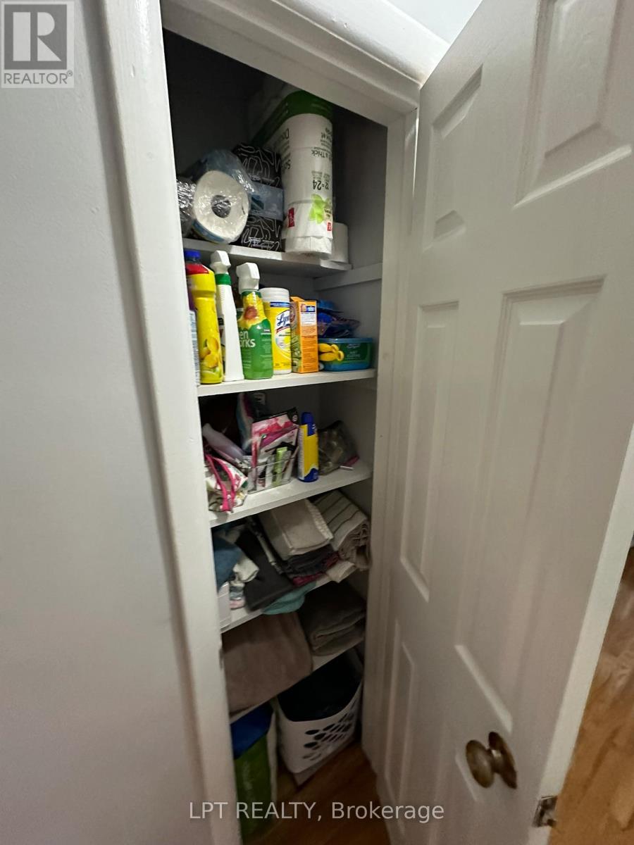 970 Gregg Street, Ottawa, Ontario  K1V 6H6 - Photo 6 - X12668714