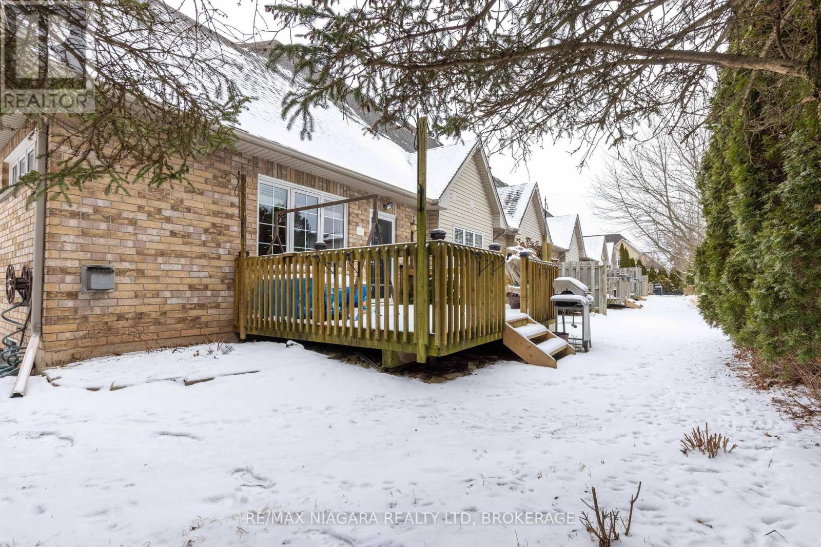 7 - 8142 Costabile Drive, Niagara Falls, Ontario  L2H 3M3 - Photo 32 - X12668580