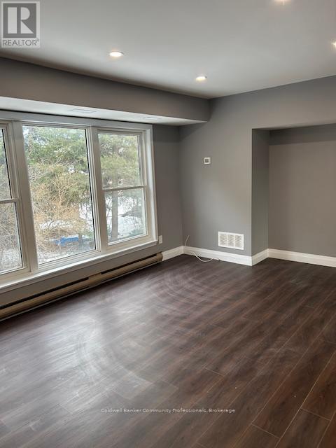 29 - 201 Silvercreek Parkway N, Guelph (Junction/onward Willow), Ontario  N1H 3T4 - Photo 21 - X12668708