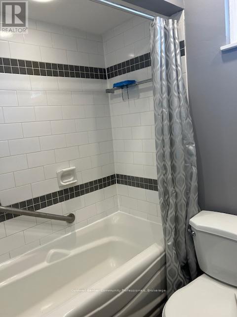 29 - 201 Silvercreek Parkway N, Guelph (Junction/onward Willow), Ontario  N1H 3T4 - Photo 9 - X12668708