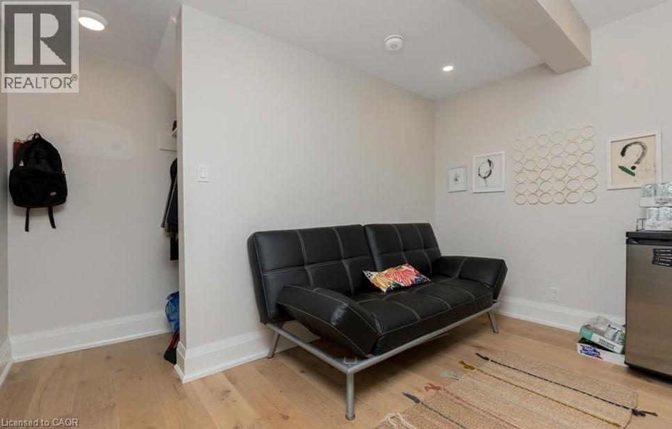 14 Young Street W, Waterloo, Ontario  N2L 2Y8 - Photo 13 - 40796346