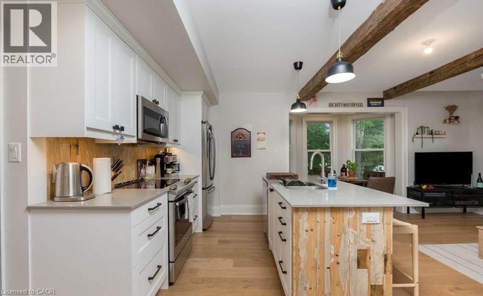 14 Young Street W, Waterloo, Ontario  N2L 2Y8 - Photo 3 - 40796346