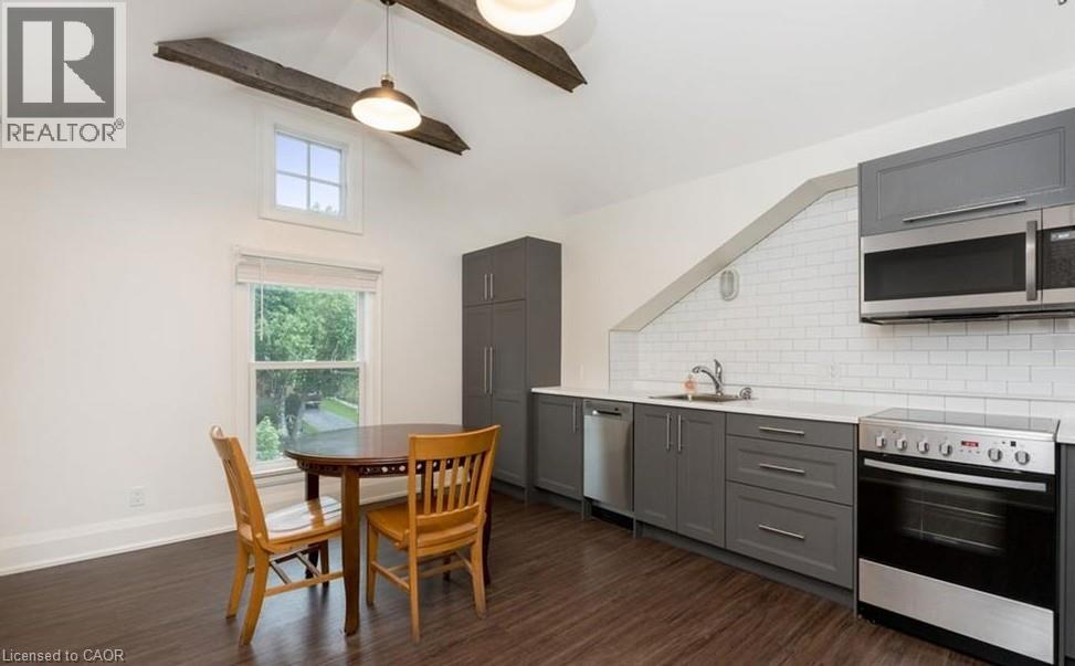 14 Young Street W, Waterloo, Ontario  N2L 2Y8 - Photo 39 - 40796346