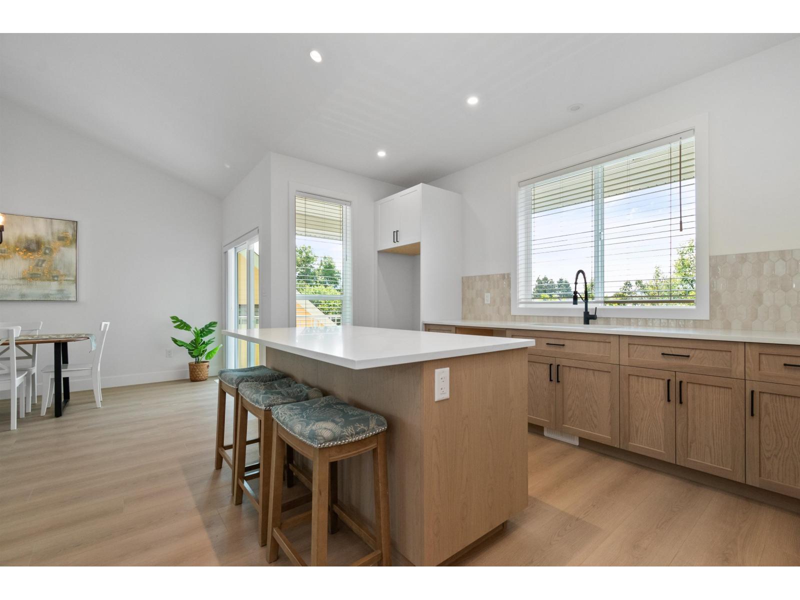 2 45314 Wells Road, Sardis West Vedder, Chilliwack, British Columbia  V2R 1H2 - Photo 3 - R3076131