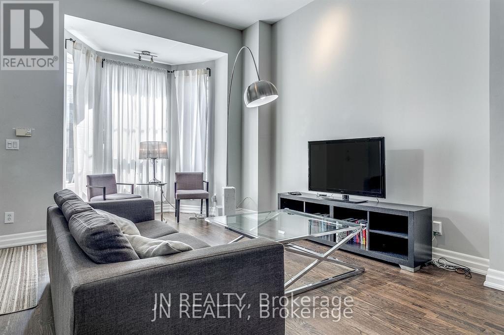 308 Harbord Street, Toronto, Ontario  M6G 1G8 - Photo 2 - C12668500