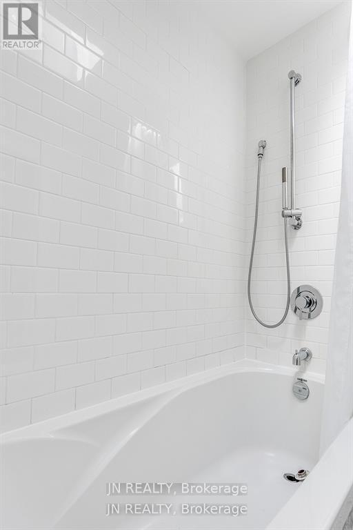 308 Harbord Street, Toronto, Ontario  M6G 1G8 - Photo 25 - C12668500