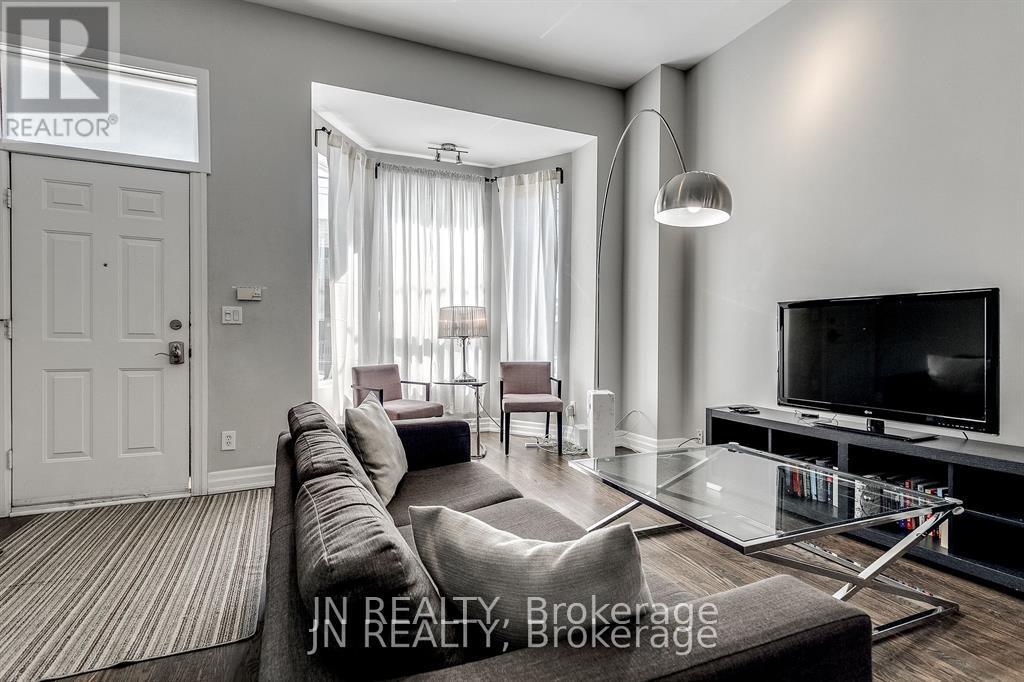 308 Harbord Street, Toronto, Ontario  M6G 1G8 - Photo 4 - C12668500
